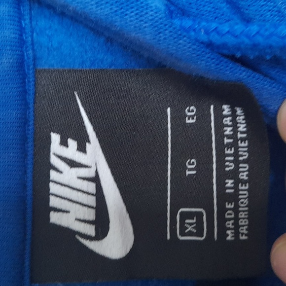 Nike Hoodie - Picture 7 of 7